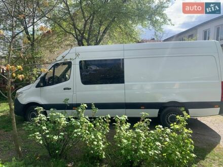 Белый Мерседес Sprinter, объемом двигателя 1.95 л и пробегом 243 тыс. км за 27382 $, фото 1 на Automoto.ua
