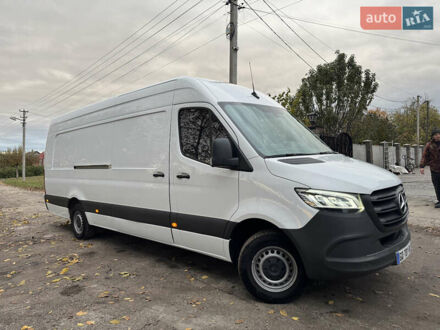 Белый Мерседес Sprinter, объемом двигателя 2 л и пробегом 302 тыс. км за 37900 $, фото 1 на Automoto.ua