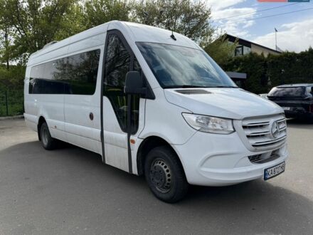 Белый Мерседес Sprinter, объемом двигателя 1.95 л и пробегом 1 тыс. км за 95000 $, фото 1 на Automoto.ua