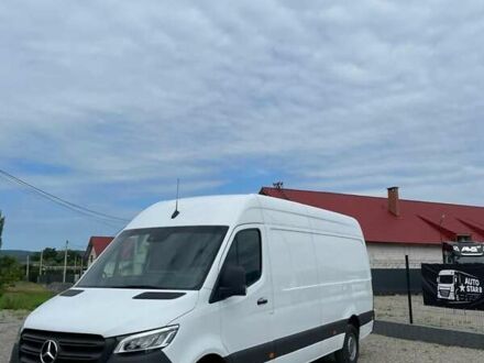 Белый Мерседес Sprinter, объемом двигателя 0 л и пробегом 299 тыс. км за 31500 $, фото 1 на Automoto.ua