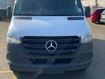 Белый Мерседес Sprinter, объемом двигателя 1.99 л и пробегом 62 тыс. км за 33950 $, фото 1 на Automoto.ua