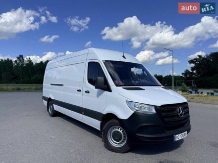 Белый Мерседес Sprinter, объемом двигателя 2 л и пробегом 302 тыс. км за 25999 $, фото 1 на Automoto.ua