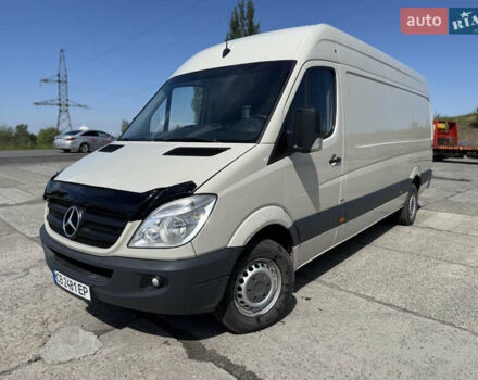 Бежевий Мерседес Sprinter, об'ємом двигуна 2.14 л та пробігом 321 тис. км за 14999 $, фото 1 на Automoto.ua