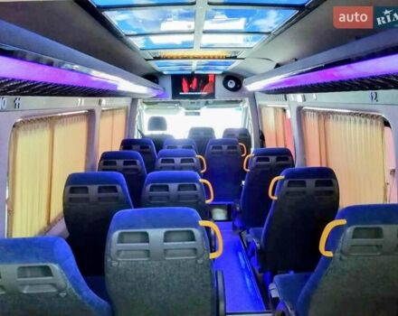 Бежевый Мерседес Sprinter, объемом двигателя 2.14 л и пробегом 750 тыс. км за 25000 $, фото 2 на Automoto.ua
