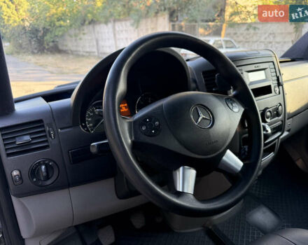 Бежевый Мерседес Sprinter, объемом двигателя 3 л и пробегом 490 тыс. км за 29900 $, фото 12 на Automoto.ua