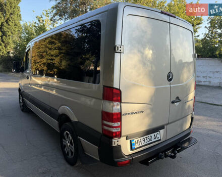 Бежевый Мерседес Sprinter, объемом двигателя 3 л и пробегом 490 тыс. км за 29900 $, фото 4 на Automoto.ua