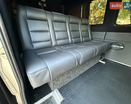 Бежевый Мерседес Sprinter, объемом двигателя 3 л и пробегом 490 тыс. км за 29900 $, фото 10 на Automoto.ua