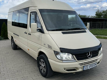 Бежевий Мерседес Sprinter, об'ємом двигуна 2.7 л та пробігом 754 тис. км за 9000 $, фото 1 на Automoto.ua