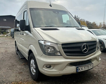 Бежевий Мерседес Sprinter, об'ємом двигуна 3 л та пробігом 330 тис. км за 31000 $, фото 1 на Automoto.ua