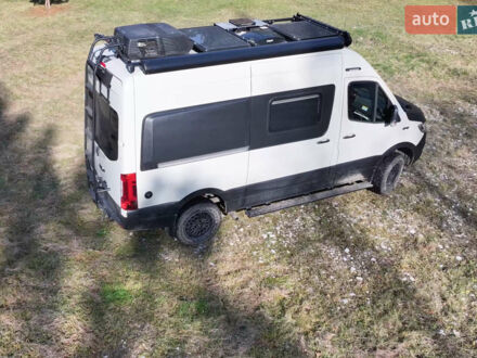 Бежевий Мерседес Sprinter, об'ємом двигуна 3 л та пробігом 27 тис. км за 188091 $, фото 1 на Automoto.ua