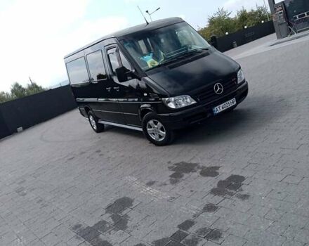 Черный Мерседес Sprinter, объемом двигателя 2.15 л и пробегом 623 тыс. км за 8855 $, фото 5 на Automoto.ua