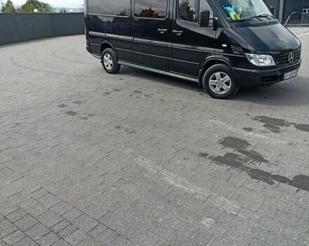 Черный Мерседес Sprinter, объемом двигателя 2.15 л и пробегом 623 тыс. км за 8855 $, фото 6 на Automoto.ua