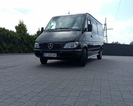 Черный Мерседес Sprinter, объемом двигателя 2.15 л и пробегом 623 тыс. км за 8855 $, фото 3 на Automoto.ua