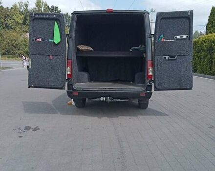 Черный Мерседес Sprinter, объемом двигателя 2.15 л и пробегом 623 тыс. км за 8855 $, фото 12 на Automoto.ua