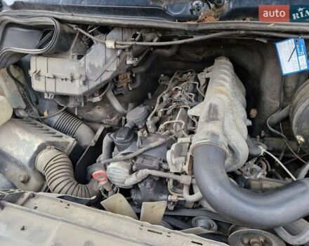 Чорний Мерседес Sprinter, об'ємом двигуна 2.69 л та пробігом 310 тис. км за 10500 $, фото 4 на Automoto.ua