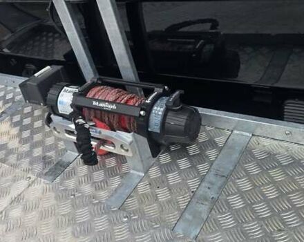 Чорний Мерседес Sprinter, об'ємом двигуна 3 л та пробігом 258 тис. км за 27990 $, фото 3 на Automoto.ua