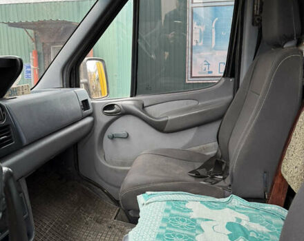 Черный Мерседес Sprinter, объемом двигателя 2.9 л и пробегом 485 тыс. км за 7500 $, фото 8 на Automoto.ua