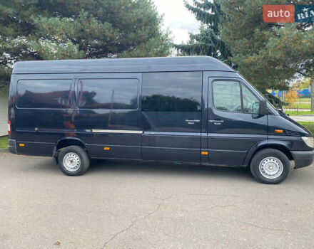 Черный Мерседес Sprinter, объемом двигателя 2.69 л и пробегом 299 тыс. км за 11999 $, фото 4 на Automoto.ua