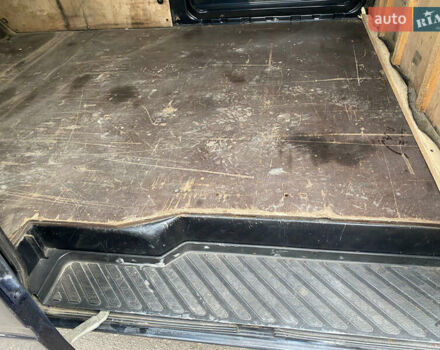 Черный Мерседес Sprinter, объемом двигателя 2.69 л и пробегом 296 тыс. км за 12950 $, фото 27 на Automoto.ua