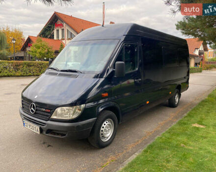 Черный Мерседес Sprinter, объемом двигателя 2.69 л и пробегом 296 тыс. км за 12950 $, фото 2 на Automoto.ua
