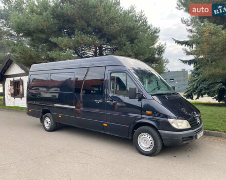 Черный Мерседес Sprinter, объемом двигателя 2.69 л и пробегом 296 тыс. км за 12950 $, фото 4 на Automoto.ua
