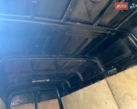 Черный Мерседес Sprinter, объемом двигателя 2.69 л и пробегом 296 тыс. км за 12950 $, фото 24 на Automoto.ua