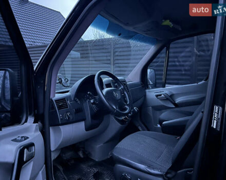 Чорний Мерседес Sprinter, об'ємом двигуна 2.2 л та пробігом 447 тис. км за 9200 $, фото 2 на Automoto.ua