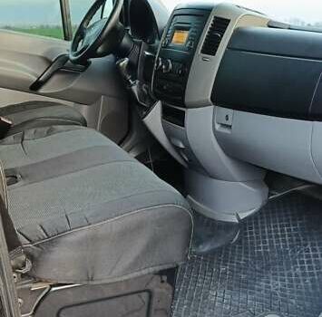 Чорний Мерседес Sprinter, об'ємом двигуна 2.2 л та пробігом 390 тис. км за 14800 $, фото 16 на Automoto.ua