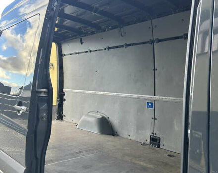 Мерседес Sprinter 2014 в Надворной на Automoto.ua Черный Мерседес Sprinter, объемом двигателя 2.2 л и пробегом 380 тыс. км за 16000 $, фото 10 на Automoto.ua