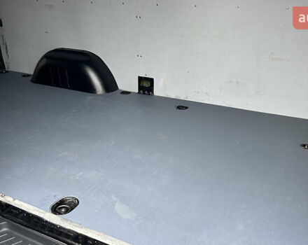 Чорний Мерседес Sprinter, об'ємом двигуна 0 л та пробігом 298 тис. км за 21750 $, фото 13 на Automoto.ua