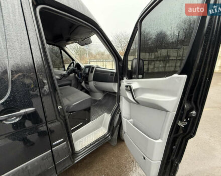 Черный Мерседес Sprinter, объемом двигателя 2.2 л и пробегом 290 тыс. км за 15600 $, фото 21 на Automoto.ua