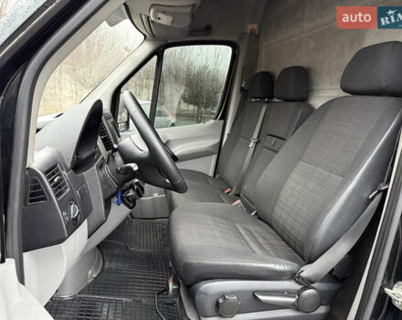 Черный Мерседес Sprinter, объемом двигателя 2.2 л и пробегом 290 тыс. км за 15600 $, фото 48 на Automoto.ua