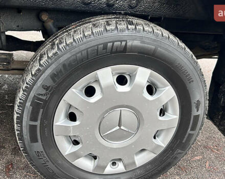 Чорний Мерседес Sprinter, об'ємом двигуна 0 л та пробігом 298 тис. км за 21750 $, фото 18 на Automoto.ua