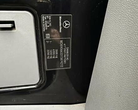 Черный Мерседес Sprinter, объемом двигателя 2.2 л и пробегом 290 тыс. км за 15600 $, фото 55 на Automoto.ua