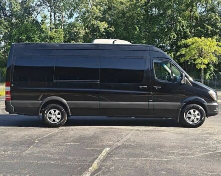 Черный Мерседес Sprinter, объемом двигателя 3 л и пробегом 77 тыс. км за 5600 $, фото 6 на Automoto.ua