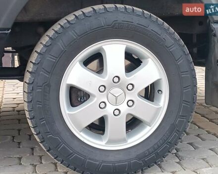 Черный Мерседес Sprinter, объемом двигателя 2.99 л и пробегом 320 тыс. км за 29750 $, фото 19 на Automoto.ua