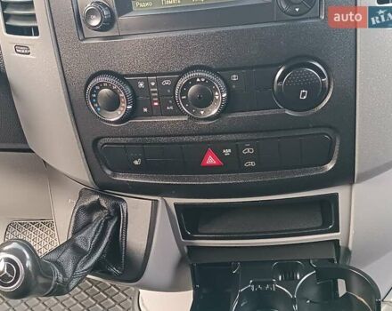 Черный Мерседес Sprinter, объемом двигателя 2.99 л и пробегом 320 тыс. км за 29750 $, фото 47 на Automoto.ua