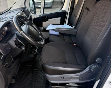 Черный Мерседес Sprinter, объемом двигателя 3 л и пробегом 320 тыс. км за 25990 $, фото 58 на Automoto.ua