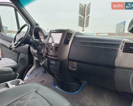 Черный Мерседес Sprinter, объемом двигателя 3 л и пробегом 218 тыс. км за 35790 $, фото 35 на Automoto.ua