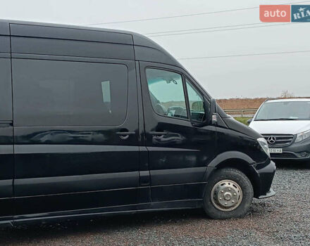 Черный Мерседес Sprinter, объемом двигателя 3 л и пробегом 218 тыс. км за 35790 $, фото 14 на Automoto.ua