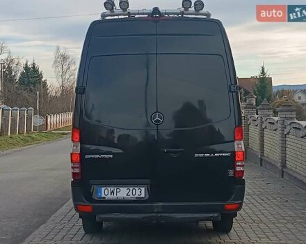 Черный Мерседес Sprinter, объемом двигателя 2.99 л и пробегом 320 тыс. км за 29750 $, фото 16 на Automoto.ua