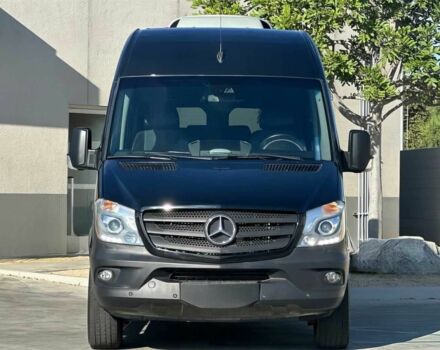 Черный Мерседес Sprinter, объемом двигателя 3 л и пробегом 77 тыс. км за 6500 $, фото 1 на Automoto.ua