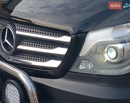 Черный Мерседес Sprinter, объемом двигателя 2.99 л и пробегом 320 тыс. км за 29750 $, фото 9 на Automoto.ua