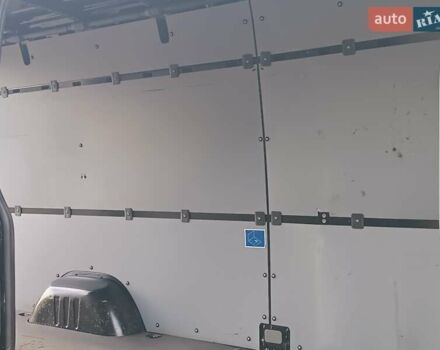 Черный Мерседес Sprinter, объемом двигателя 2.99 л и пробегом 320 тыс. км за 29750 $, фото 52 на Automoto.ua