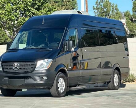 Черный Мерседес Sprinter, объемом двигателя 3 л и пробегом 77 тыс. км за 6500 $, фото 2 на Automoto.ua