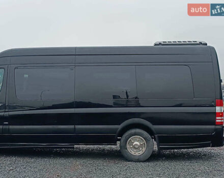 Черный Мерседес Sprinter, объемом двигателя 3 л и пробегом 218 тыс. км за 35790 $, фото 3 на Automoto.ua