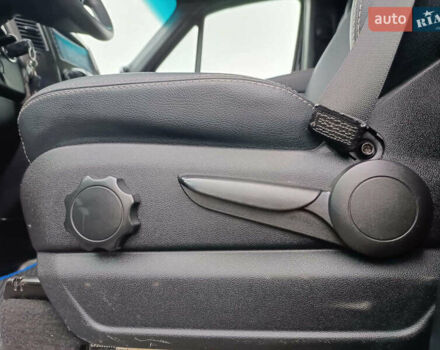 Черный Мерседес Sprinter, объемом двигателя 3 л и пробегом 218 тыс. км за 35790 $, фото 32 на Automoto.ua