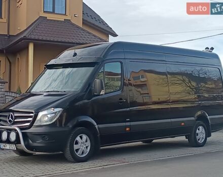 Черный Мерседес Sprinter, объемом двигателя 3 л и пробегом 320 тыс. км за 25990 $, фото 4 на Automoto.ua
