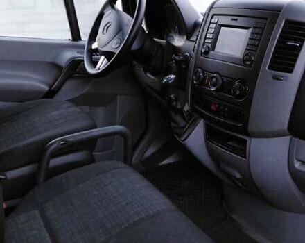 Чорний Мерседес Sprinter, об'ємом двигуна 2.2 л та пробігом 350 тис. км за 23185 $, фото 11 на Automoto.ua