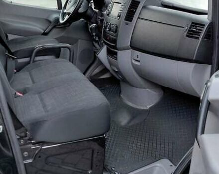 Чорний Мерседес Sprinter, об'ємом двигуна 2.2 л та пробігом 350 тис. км за 23185 $, фото 10 на Automoto.ua